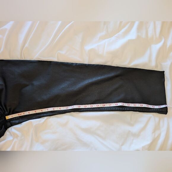 Abercrombie & Fitch Black Coated Ankle Straight Ultra High Rise Jeans Size 30 - Picture 7 of 10